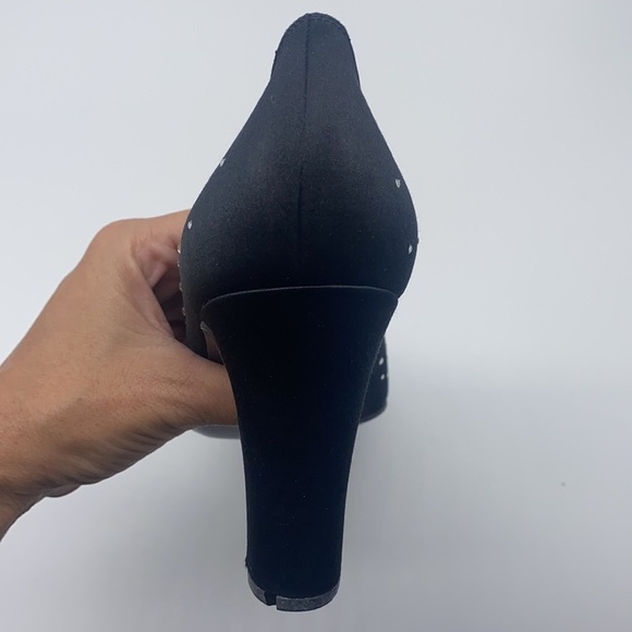 Bruno Magli Couture - Black Silky Heels With Beautiful Gem Embellished Size 8.5 - Picture 12 of 15